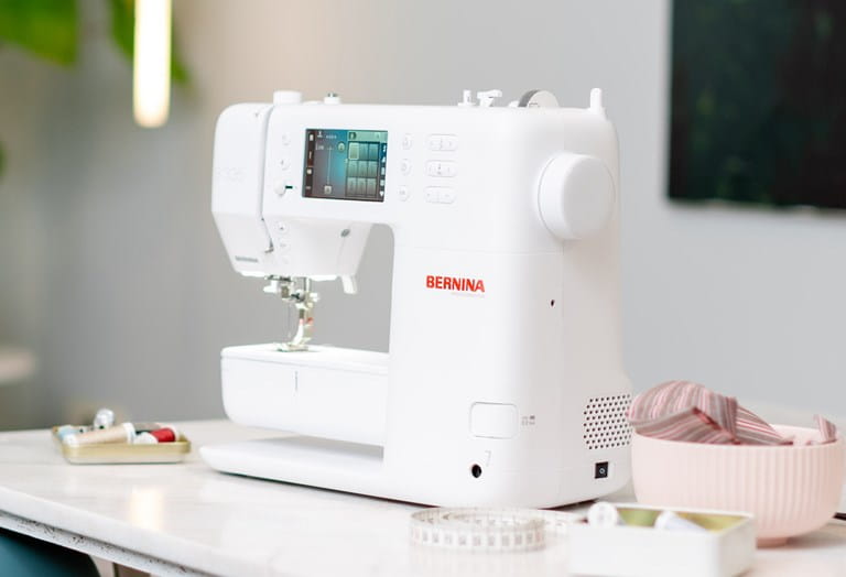 Machine à coudre BERNINA 335 nouvelle génération