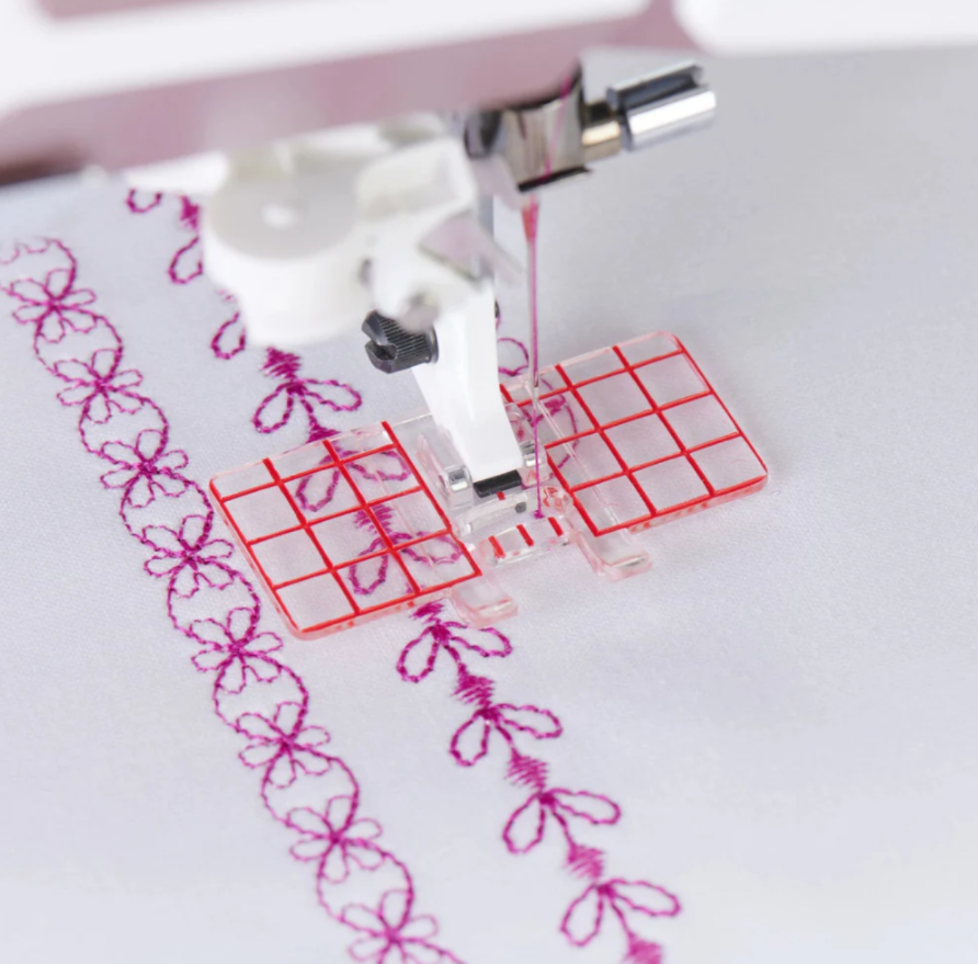 HUSQVARNA® VIKING® — Pied décoratif multiligne