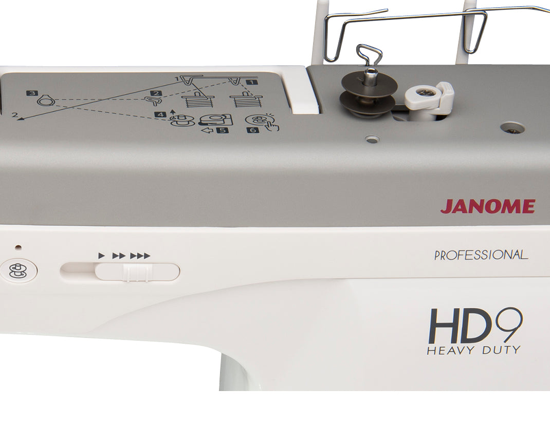 Zoom sur la machine à coudre Janome HD9 Professional V2