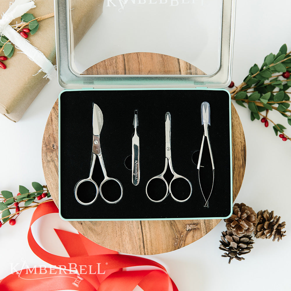 Ensemble de ciseaux et d'outils de broderie de luxe