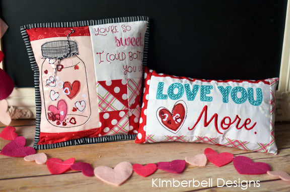 Coussin Jan, Feb, Mar, Apr - "Bench Buddies: Jan, Feb, Mar, Apr" / CD Broderie