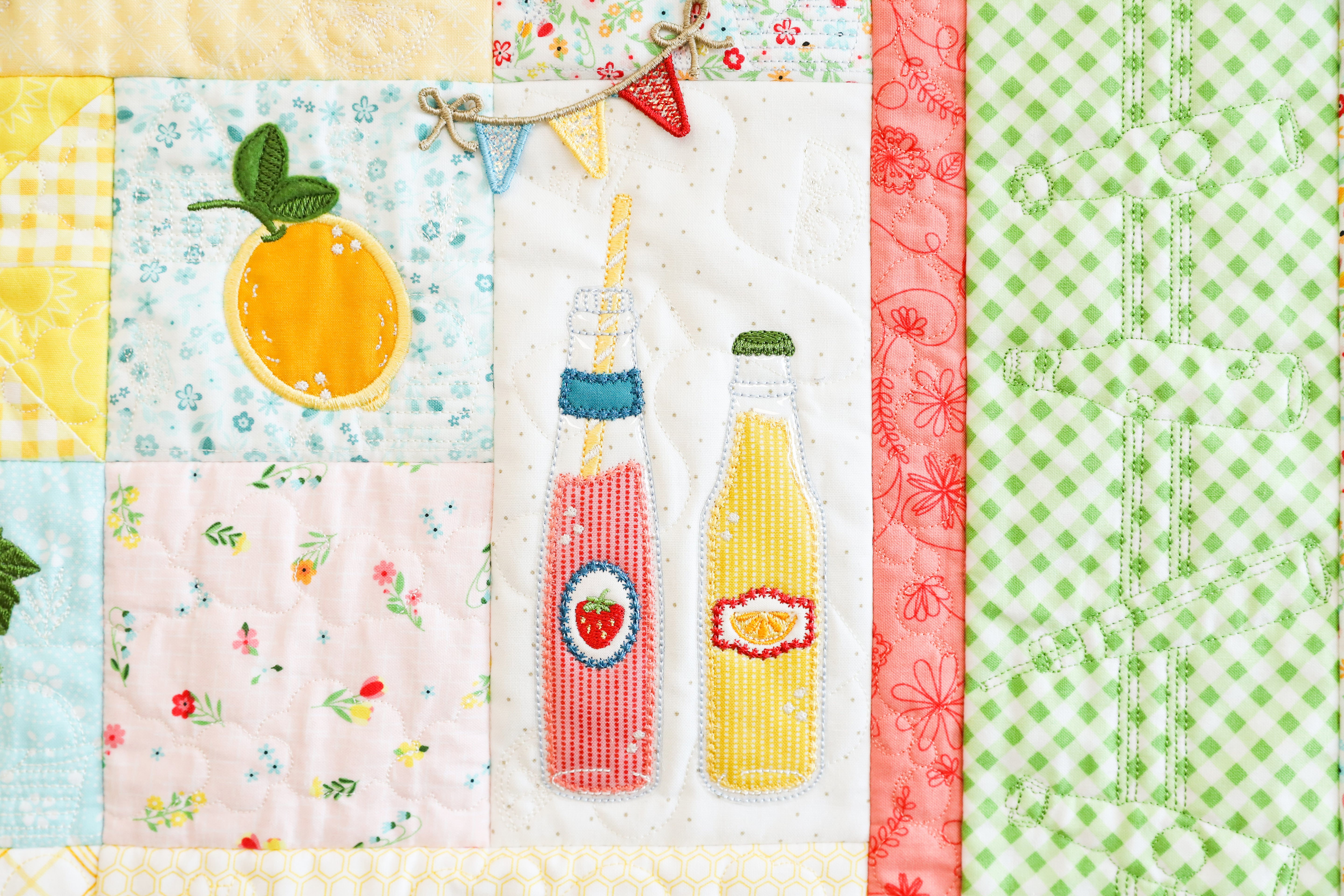 KIMBERBELL Projet de broderie Sippin'on Sunshine