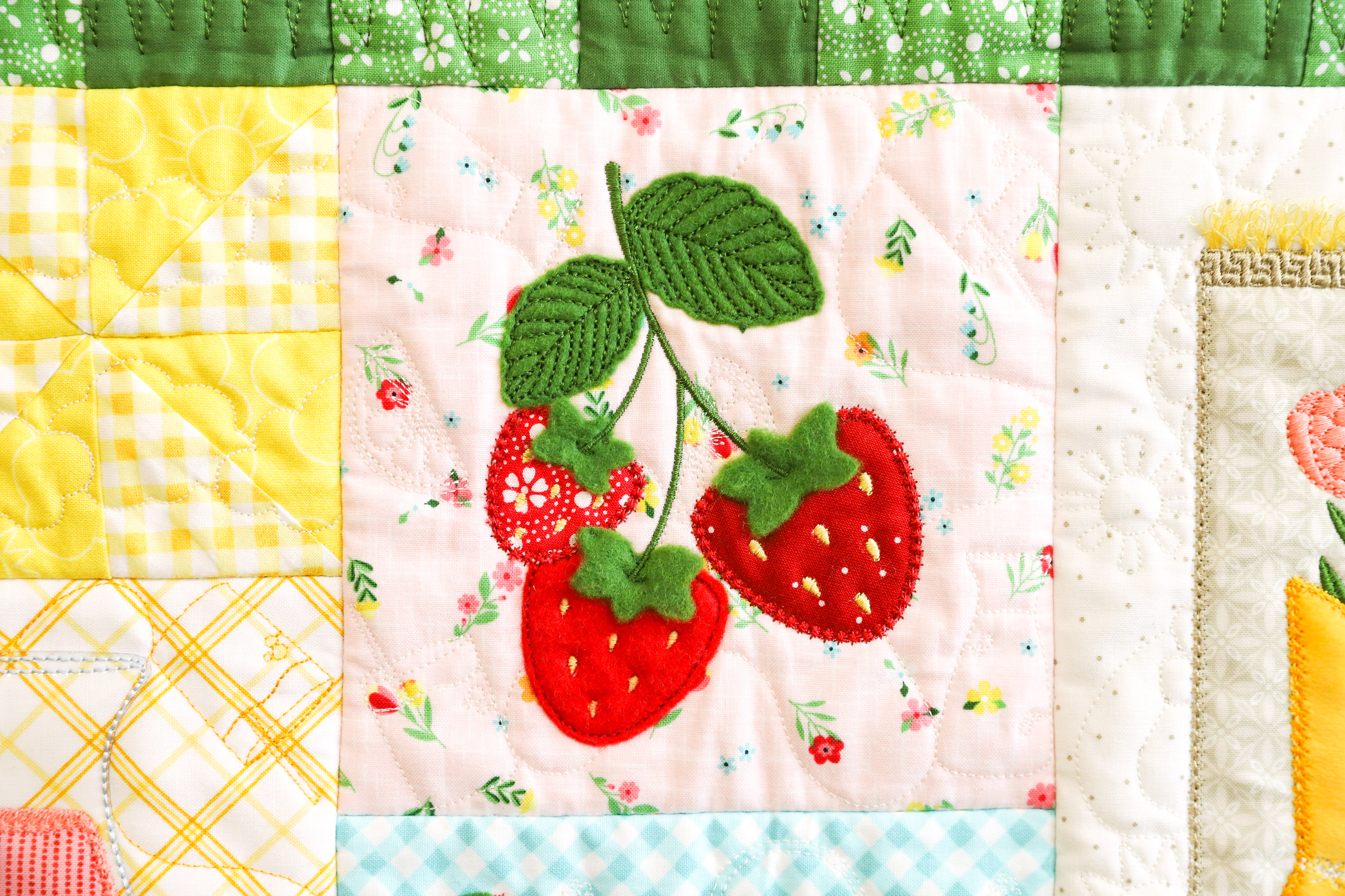KIMBERBELL Projet de broderie Sippin'on Sunshine