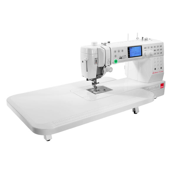 eXcellence 720 Pro machine à coudre Elna