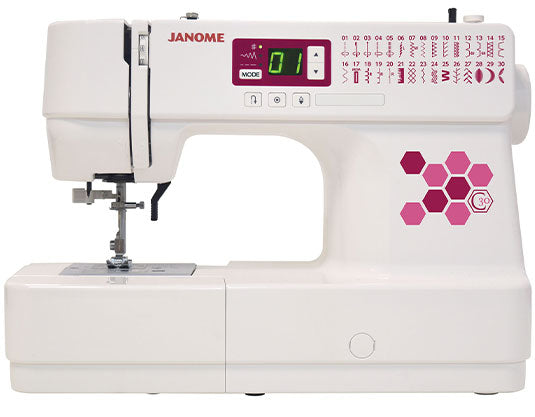Machine à coudre Janome C30 – modèle électronique avec 30 points intégrés, écran LED et design moderne blanc et rose.